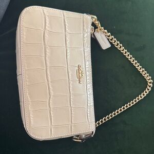 Brand New Coach Croc-Embossed Ivory Mini Shoulder Bag with Gold Chain